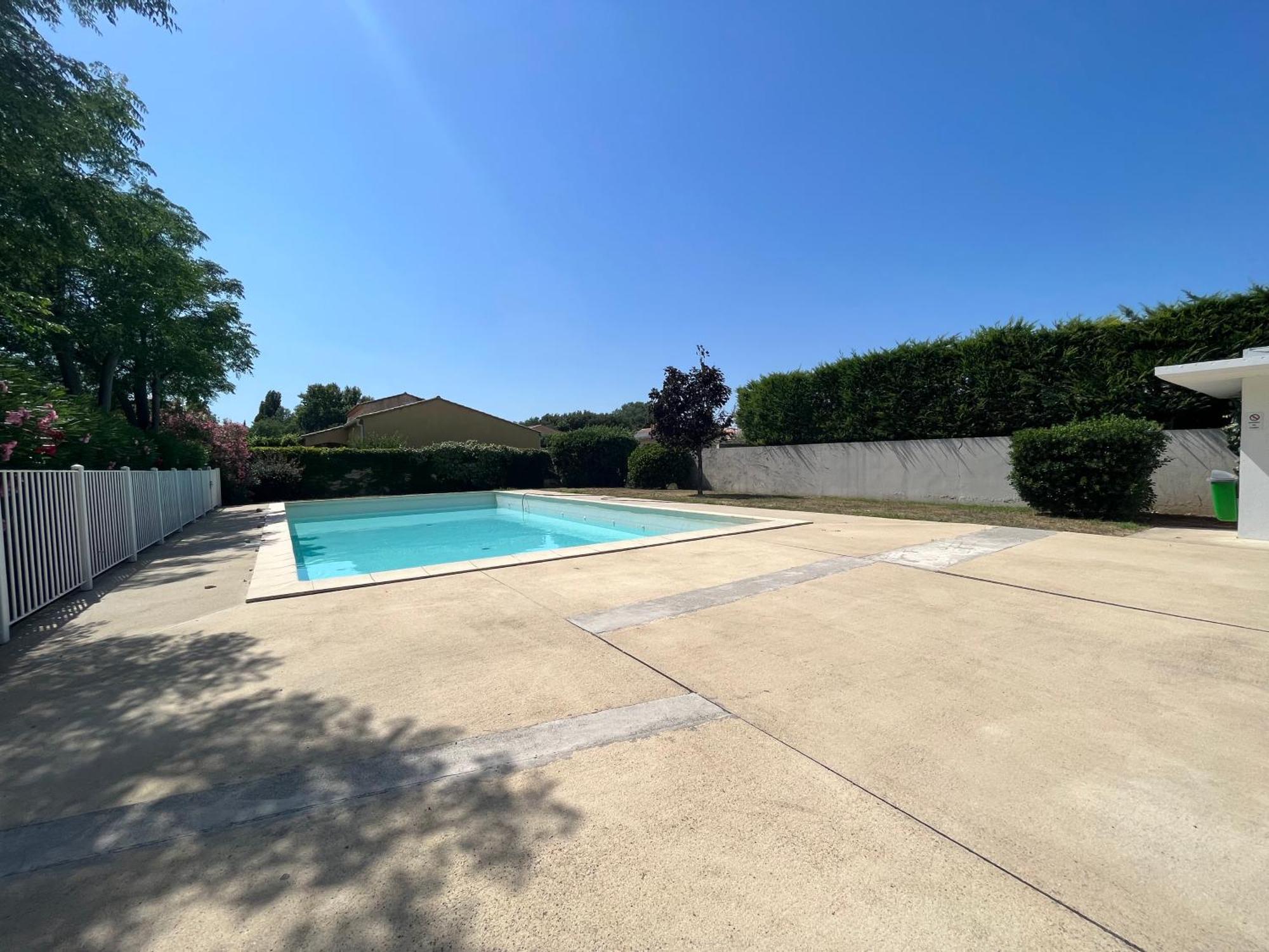 Nouveau - Parking - Piscine - Wifi - L'Eden Avignon Exterior photo